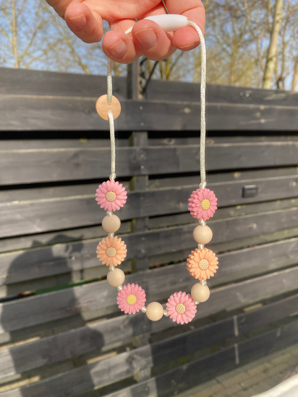 Bloemenketting Lott