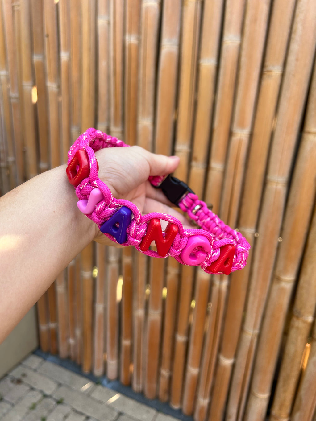 Hondenhalsband (contact via insta)