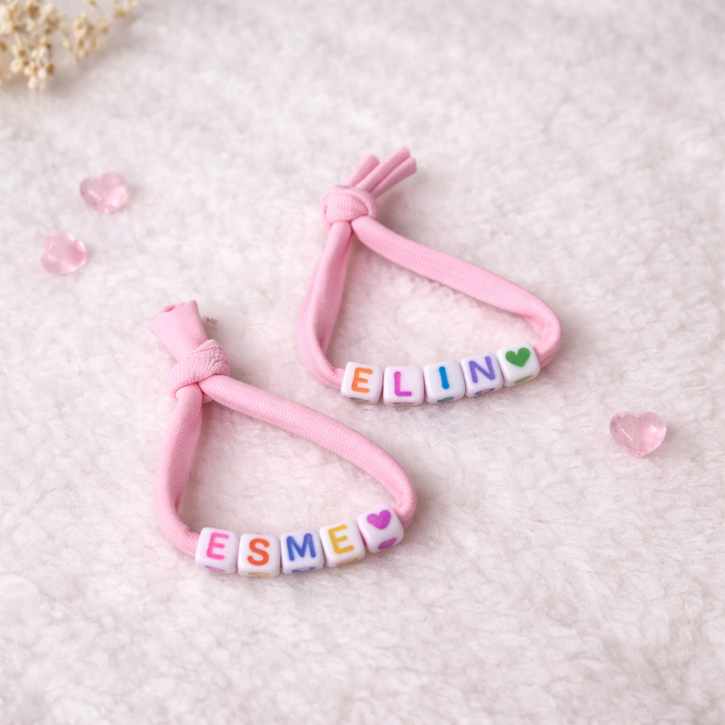 Gepersonaliseerde armband – gekleurde naam