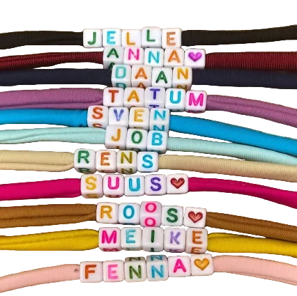 Gepersonaliseerde armband – gekleurde naam
